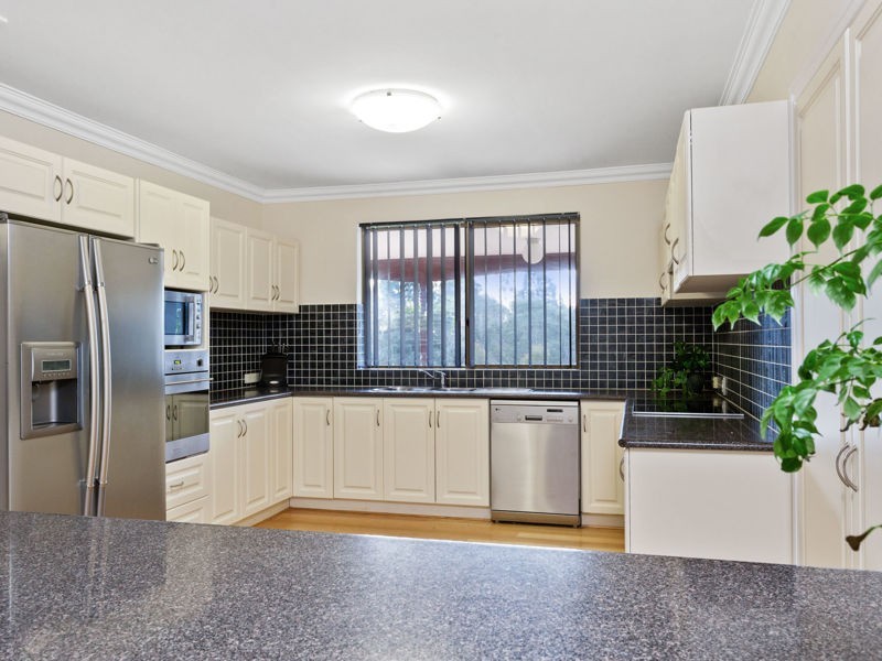 9 Wallangarra Drive, Bedfordale WA 6112
