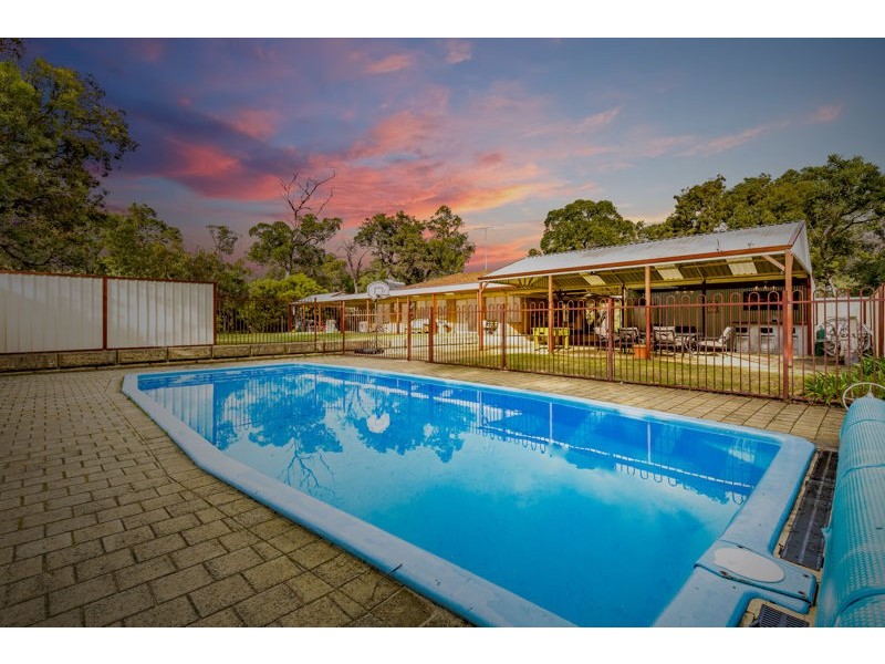 56 Gulf Way, Leschenault WA 6233