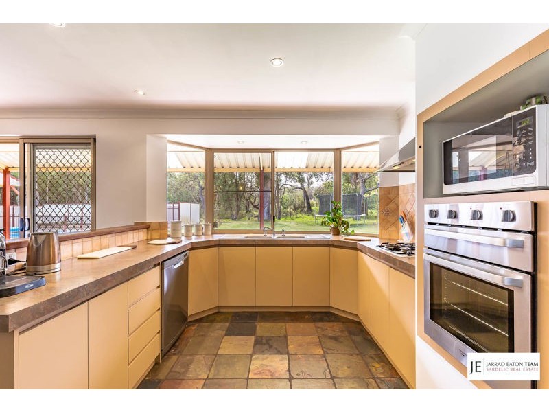 56 Gulf Way, Leschenault WA 6233