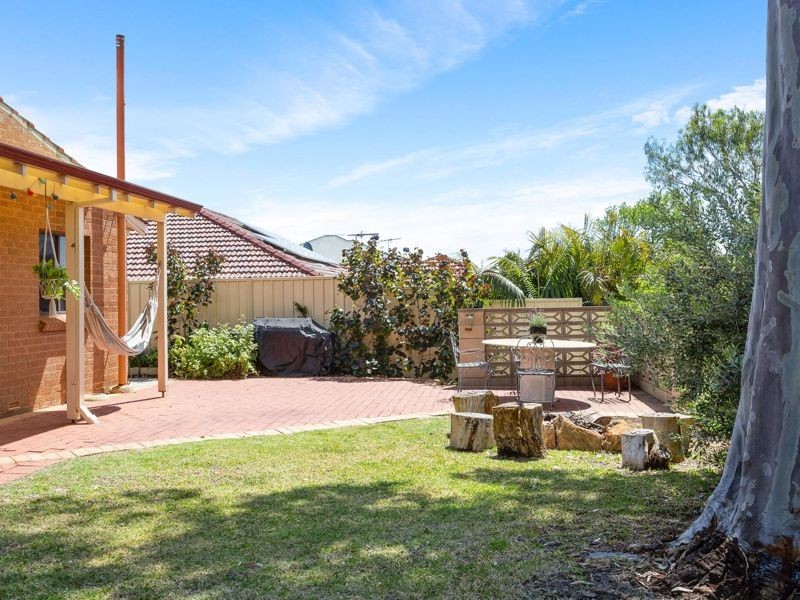 4/331 Preston Point Road, Attadale WA 6156