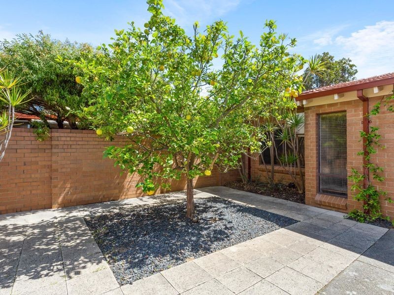 4/331 Preston Point Road, Attadale WA 6156