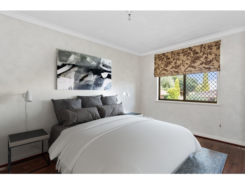 8/74 Comer Street, Como WA 6152