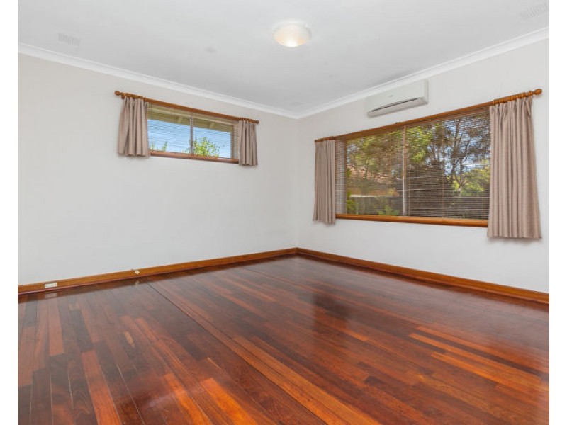 35 Welwyn Avenue, Manning WA 6152