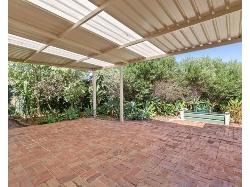 35 Welwyn Avenue, Manning WA 6152