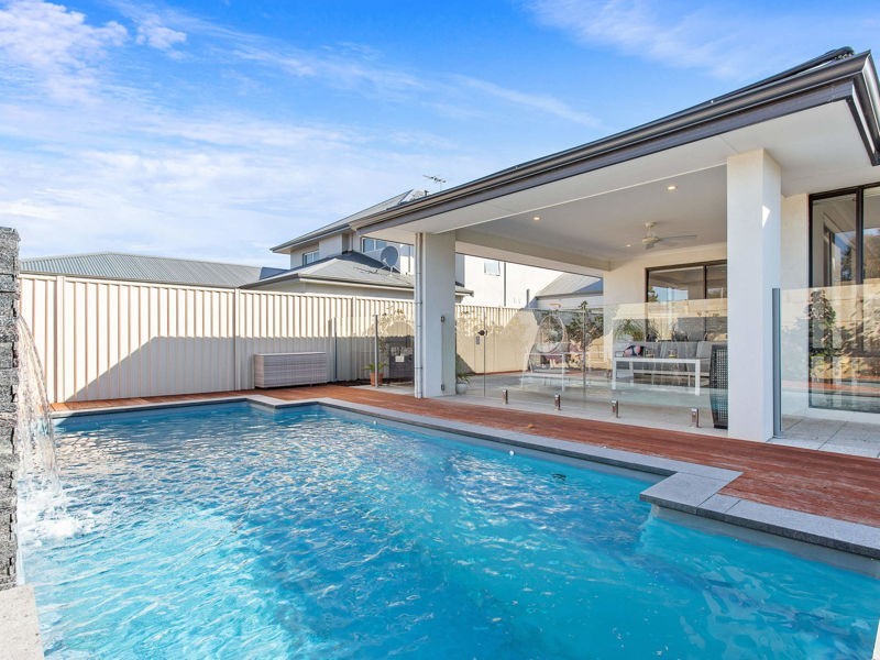 4 Anthus Corner, Waterford WA 6152