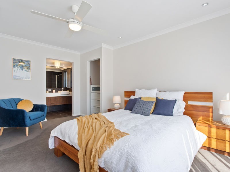 4 Anthus Corner, Waterford WA 6152