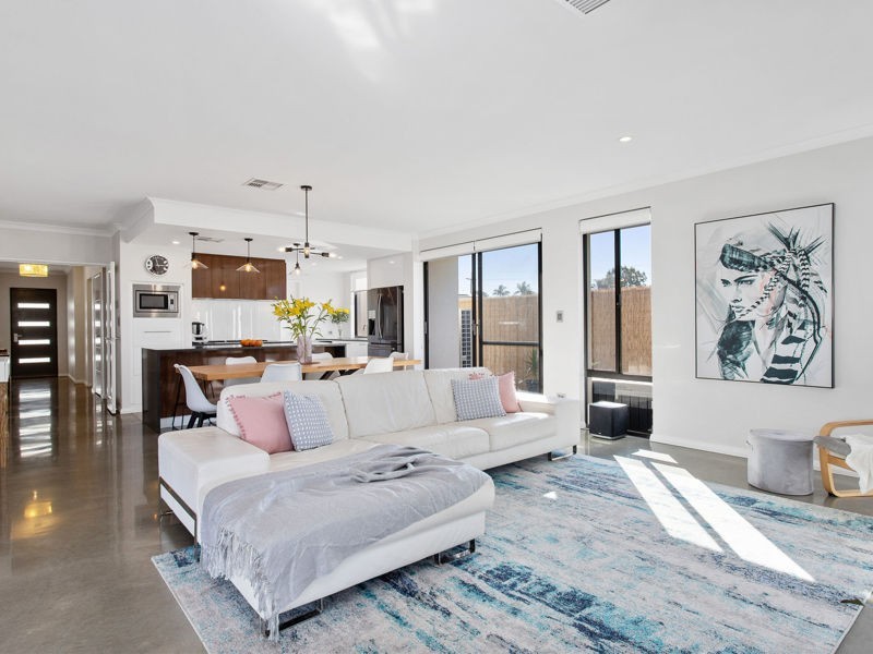 4 Anthus Corner, Waterford WA 6152