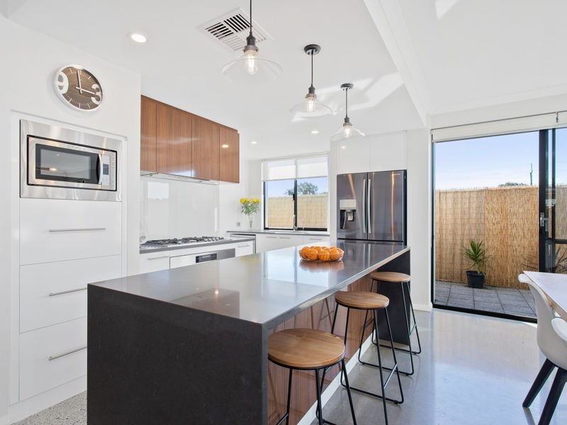 4 Anthus Corner, Waterford WA 6152