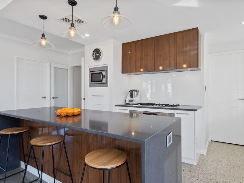 4 Anthus Corner, Waterford WA 6152