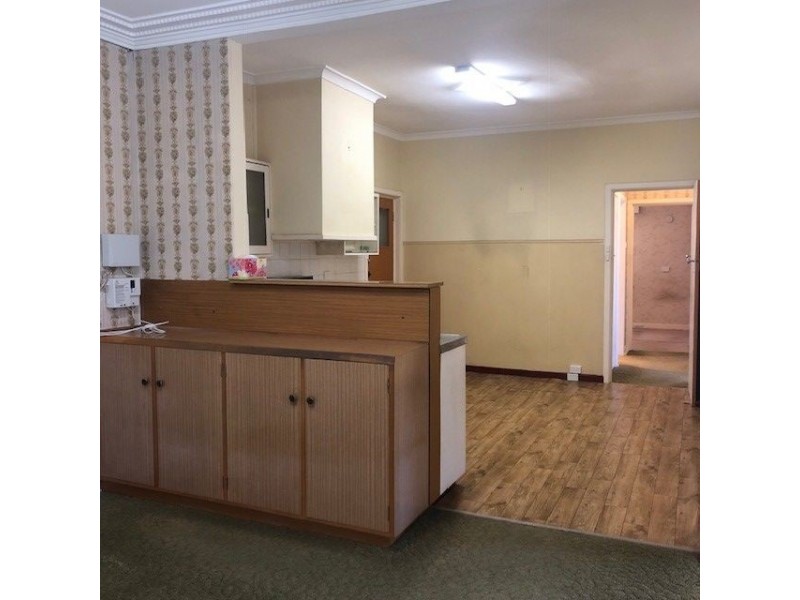 7 Pepler Avenue, Salter Point WA 6152