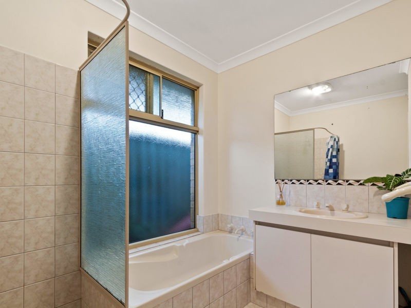 48A Parsons Ave, Manning WA 6152