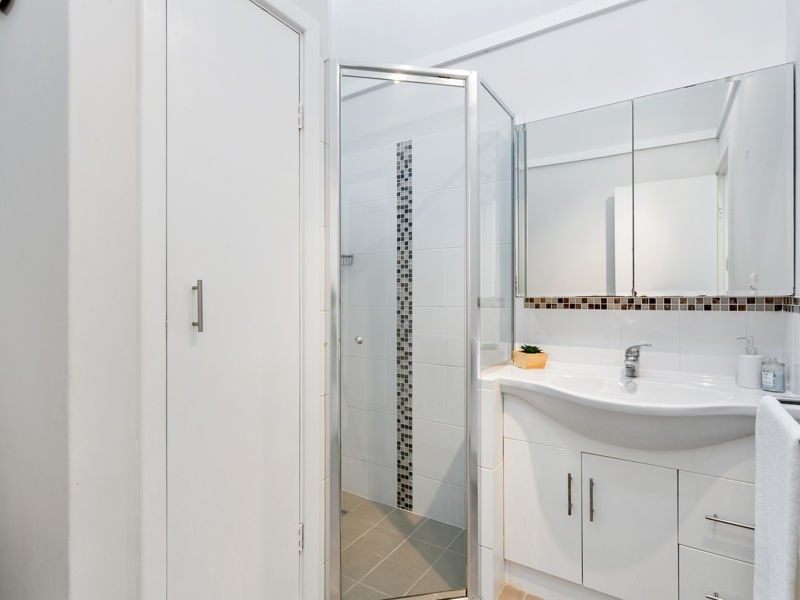 1/286 Mill Point Road, South Perth WA 6151