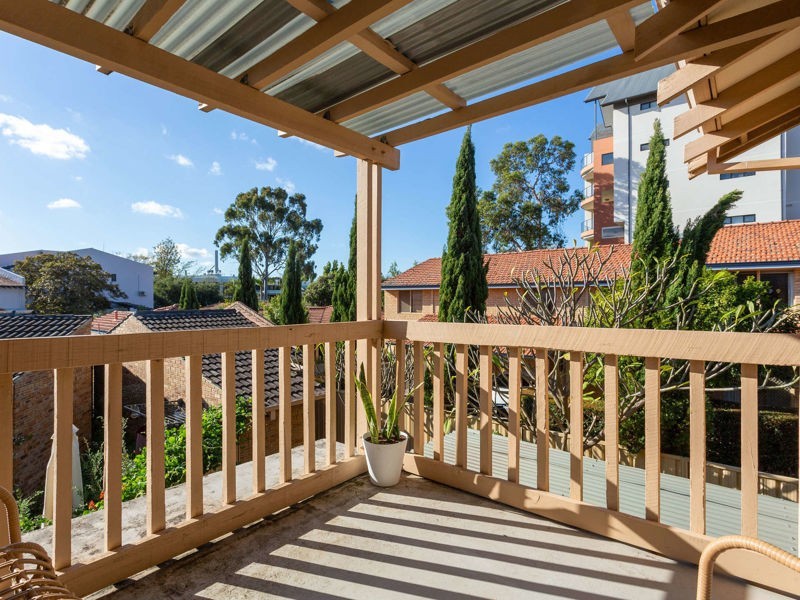 1/286 Mill Point Road, South Perth WA 6151