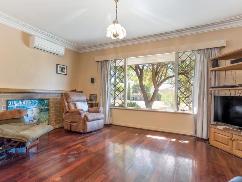 3 Leslie Street, Cannington WA 6107