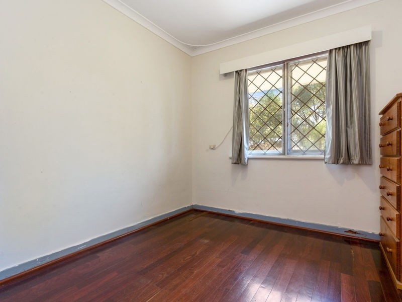 3 Leslie Street, Cannington WA 6107