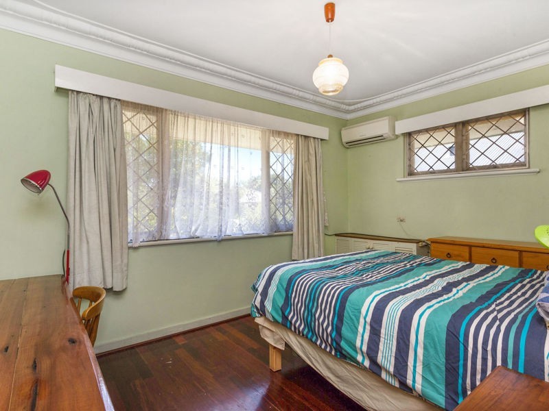 3 Leslie Street, Cannington WA 6107