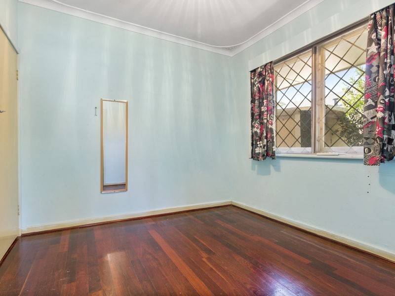 3 Leslie Street, Cannington WA 6107