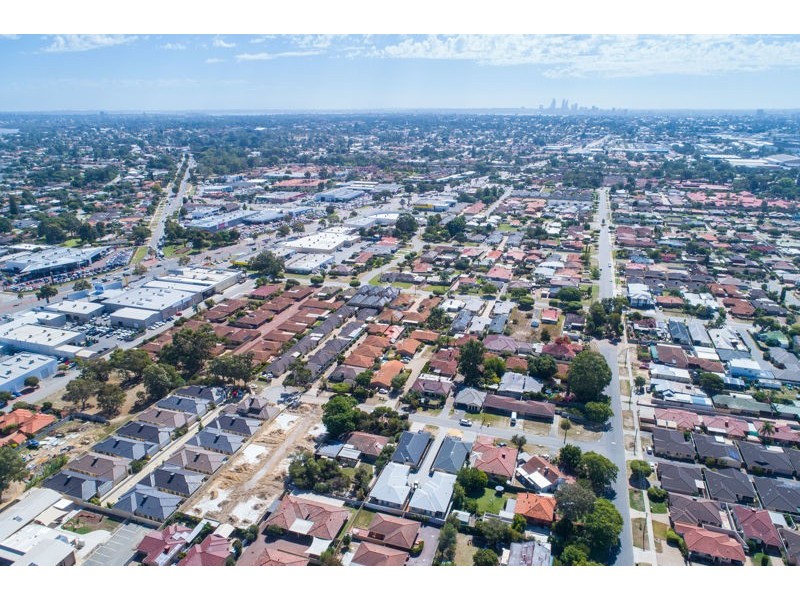 3 Leslie Street, Cannington WA 6107