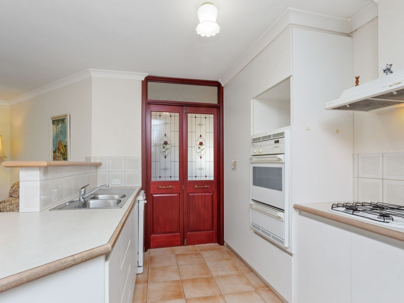 1/41 Crawshaw Crescent, Manning WA 6152