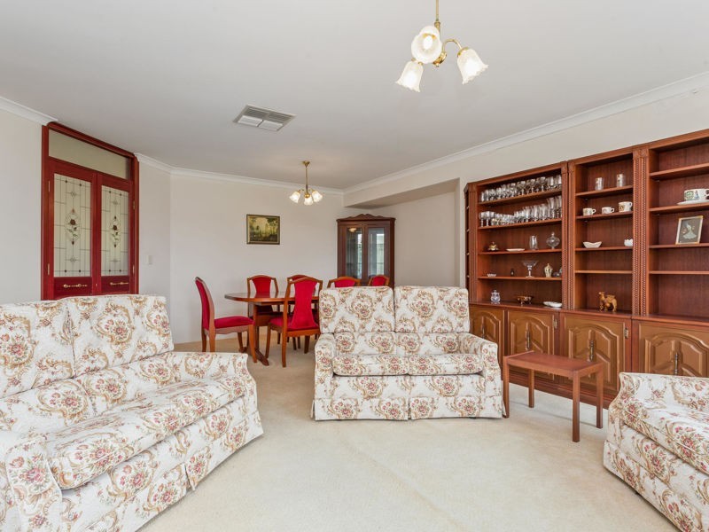 1/41 Crawshaw Crescent, Manning WA 6152