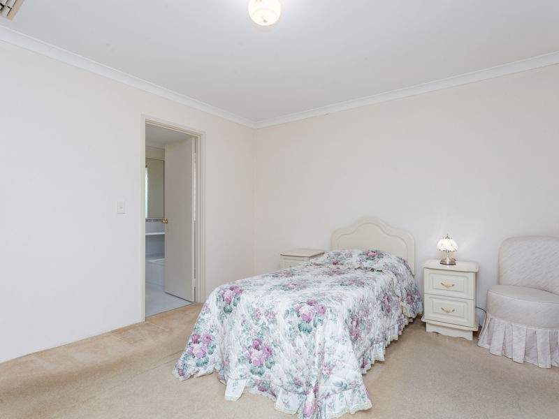 1/41 Crawshaw Crescent, Manning WA 6152