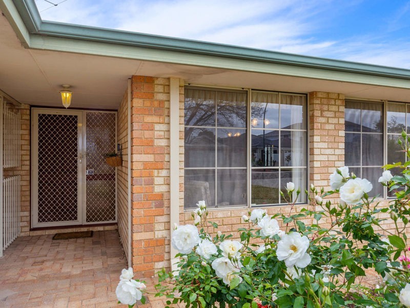 1/41 Crawshaw Crescent, Manning WA 6152