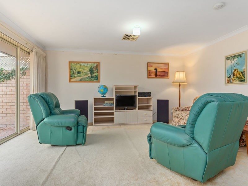 1/41 Crawshaw Crescent, Manning WA 6152