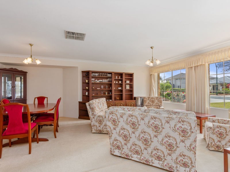 1/41 Crawshaw Crescent, Manning WA 6152