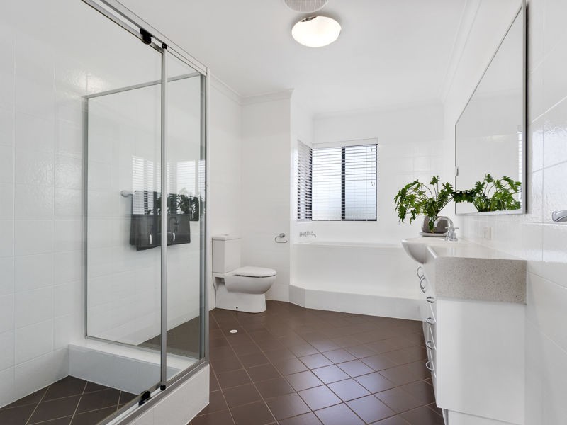 15 Griffin Crescent, Manning WA 6152