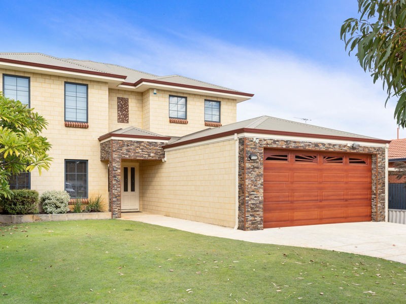 15 Griffin Crescent, Manning WA 6152