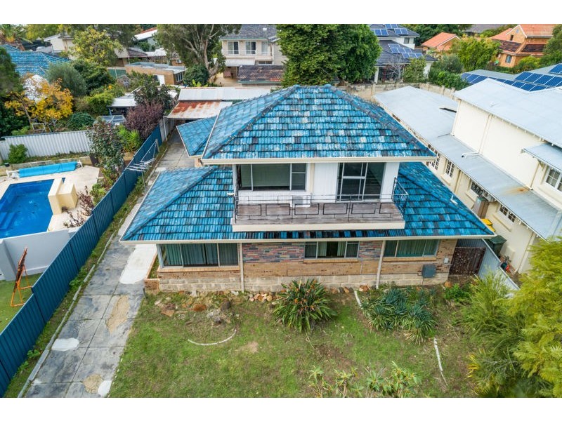 4 Success Crescent, Salter Point WA 6152