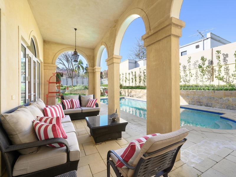 51 Watkins Road, Dalkeith WA 6009