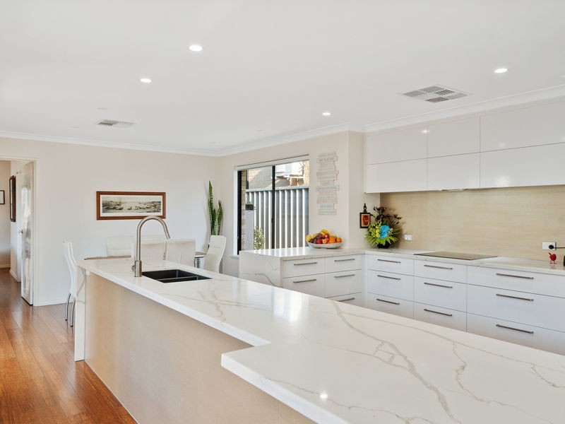121A Lockhart Street, Como WA 6152