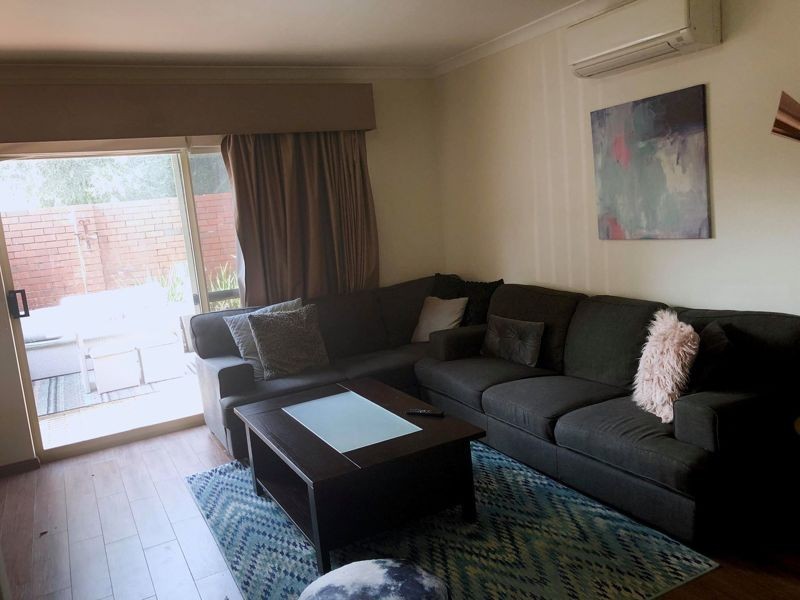 4/15 Pitt Street, St James WA 6102