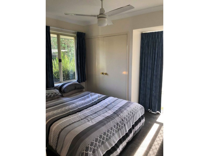 4/15 Pitt Street, St James WA 6102