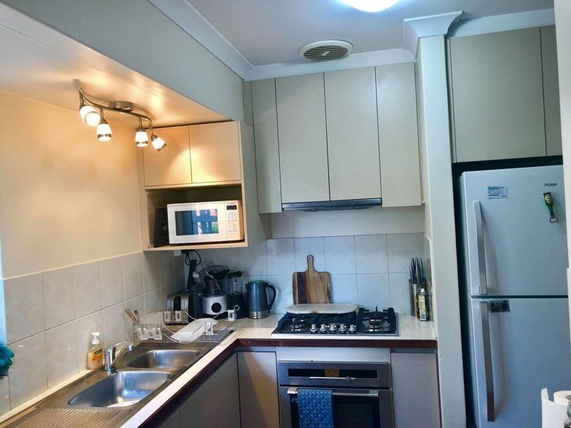 4/15 Pitt Street, St James WA 6102