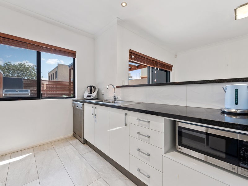 2/935 Albany Highway, East Victoria Park WA 6101