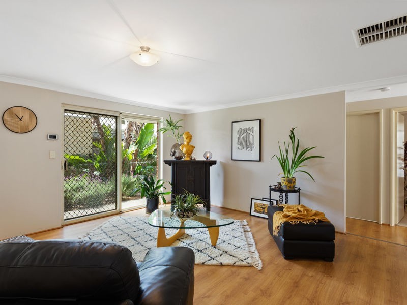 174 Streich Avenue, Kelmscott WA 6111