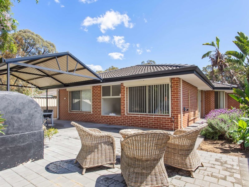 174 Streich Avenue, Kelmscott WA 6111