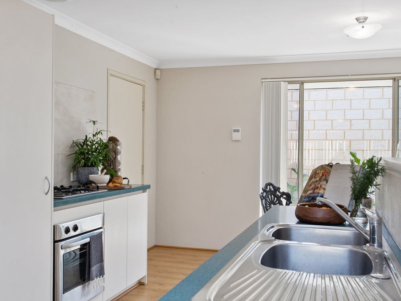 174 Streich Avenue, Kelmscott WA 6111