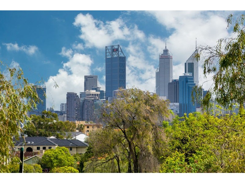 4/26 Banksia Terrace, South Perth WA 6151