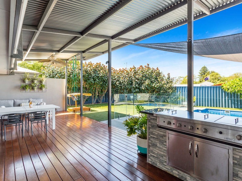 13 Burnett Road, Manning WA 6152