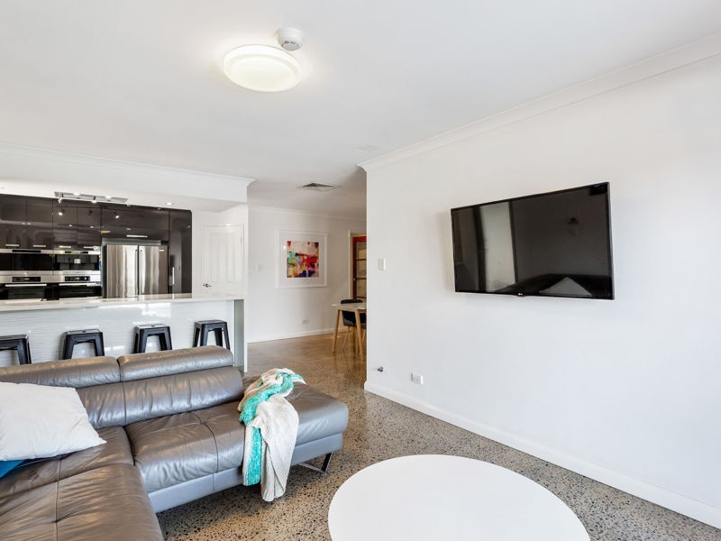13 Burnett Road, Manning WA 6152