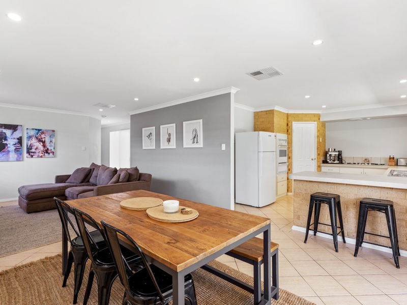 20B Bickley Crescent, Manning WA 6152