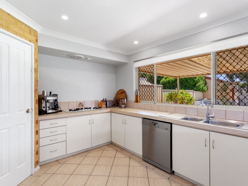 20B Bickley Crescent, Manning WA 6152