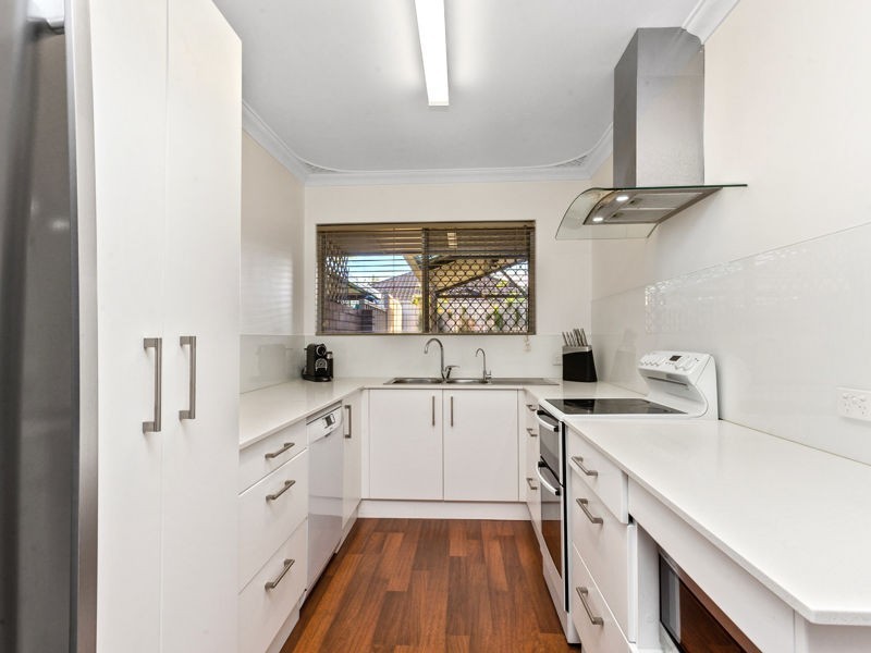 8A Pickering Way, Booragoon WA 6154