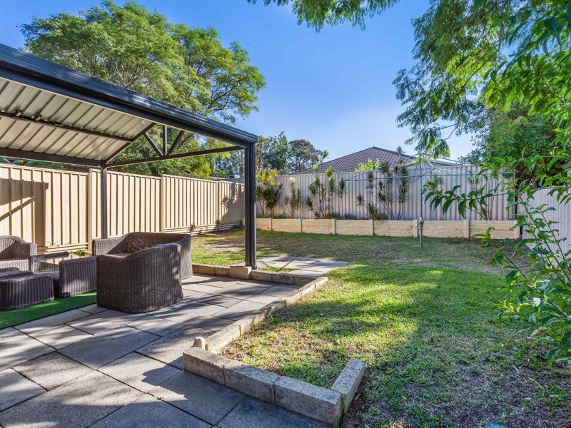 8A Pickering Way, Booragoon WA 6154