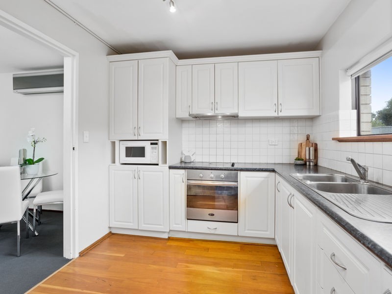 13/79 Clydesdale Street, Como WA 6152