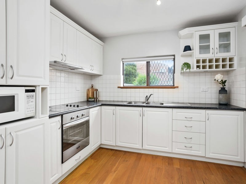 13/79 Clydesdale Street, Como WA 6152