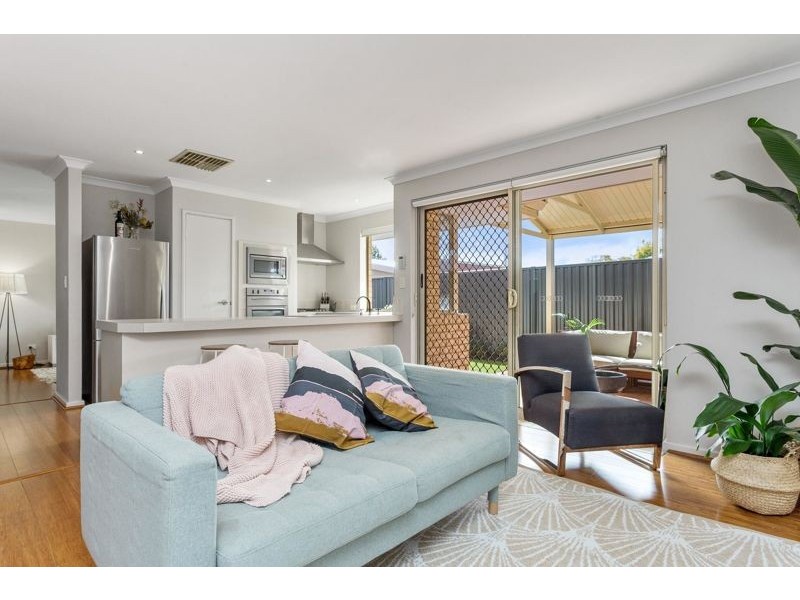 24a Bickley Crescent, Manning WA 6152